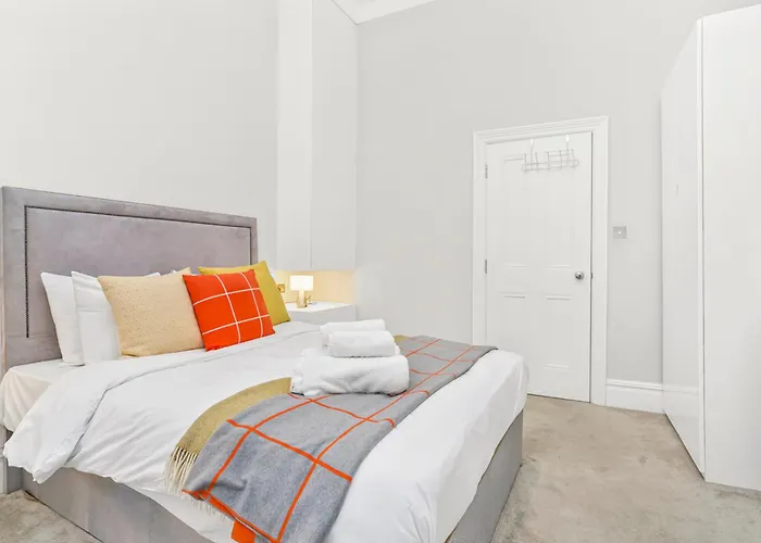 Stunning 3 Bed Apartment Paddington